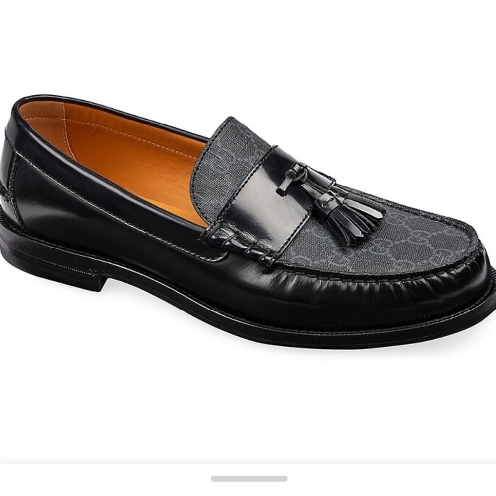 Gucci Logo Leather Loafers